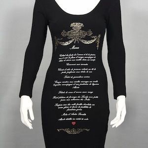 Vestido novedoso vintage MOSCHINO con menú francés