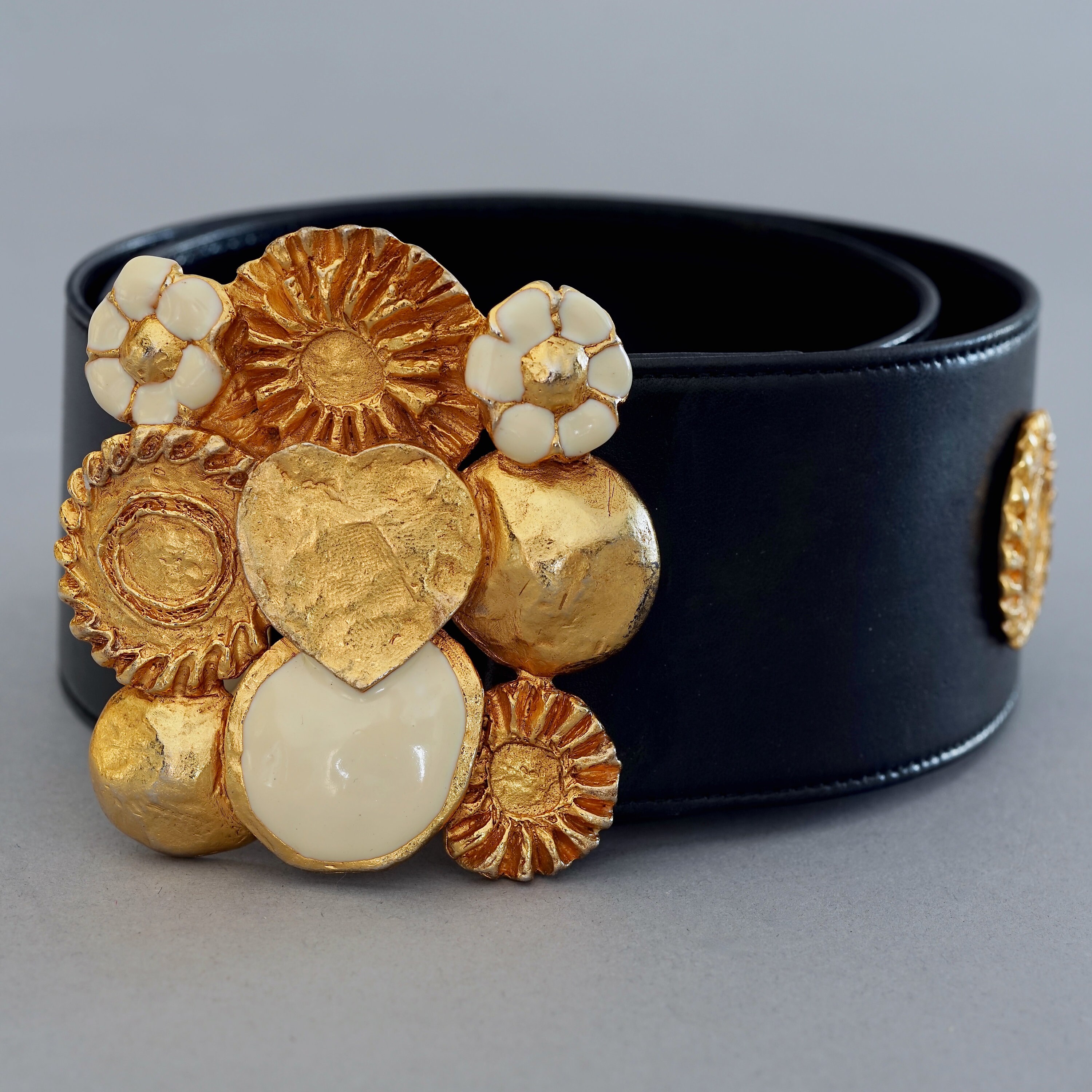 RARE AUTHENTIC VINTAGE CHRISTIAN LACROIX CARVED BUCKLE LEATHER BELT SIZE 75 cm Vintage CHRISTIAN LACROIX Gilt and Enamel Baroque Charms  main image 3