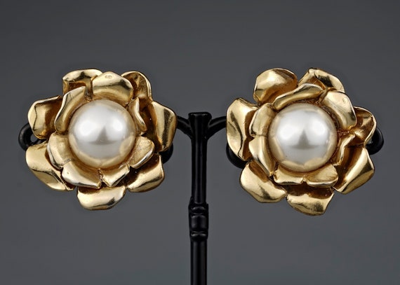 Vintage YVES SAINT LAURENT Ysl Gilt Flower Pearl … - image 6