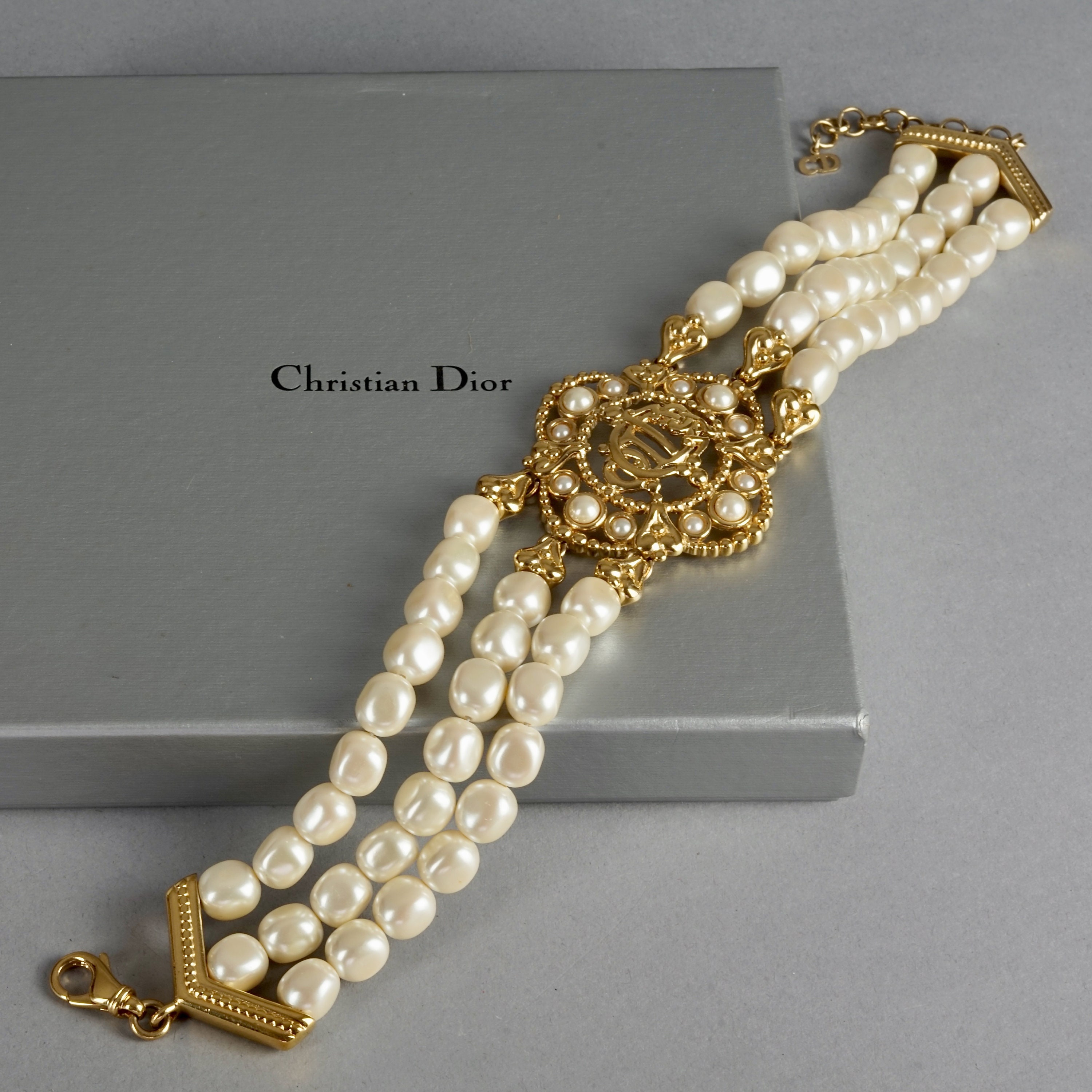 Vintage CHRISTIAN DIOR Logo Insignia Medallion Tiered Pearl