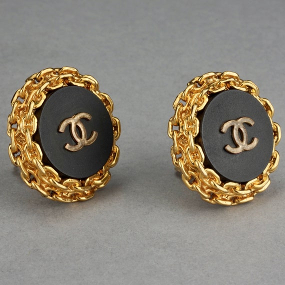 Vintage 1993 CHANEL CC Logo Disc Chain Earrings - image 3