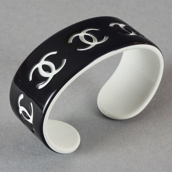 Vintage CHANEL Black and White CC Logo Perspex Cuff Bracelet 