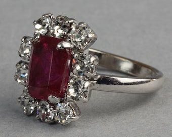 Vintage 1971 CHRISTIAN DIOR Red Rhinestone Ring 