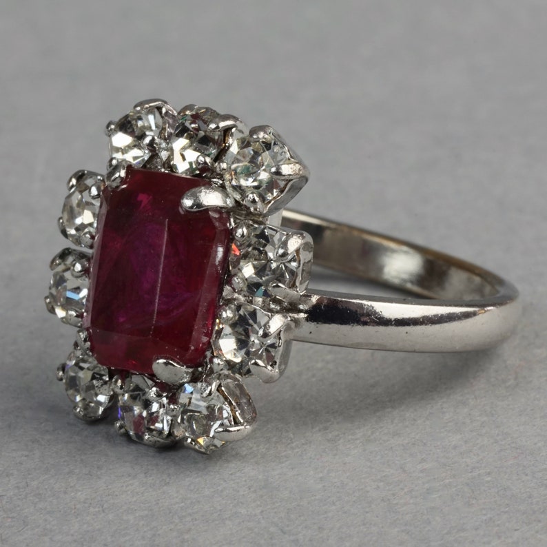 Vintage 1971 CHRISTIAN DIOR Red Rhinestone Ring 