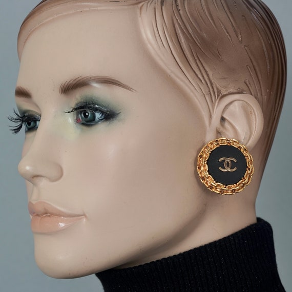 Vintage 1993 CHANEL CC Logo Disc Chain Earrings - image 2