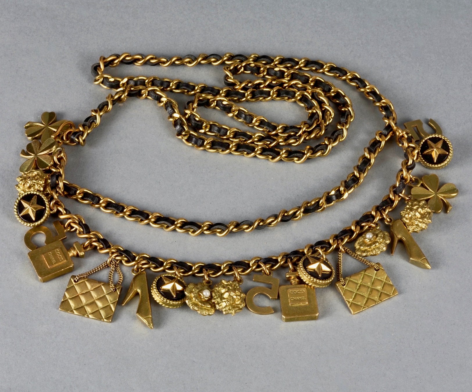 Vintage 1994 CHANEL Lucky Charm Leather Chain Necklace Belt  display picture 3