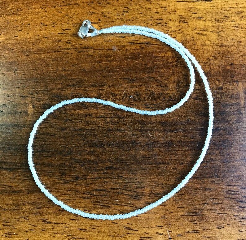Super Kleine Weiße Perle Samen Perlenkette Choker Wählen Sie Eine Länge Größe 11 Kleine Weiße Rocailles Perlen Minimalistisch Braut - 
