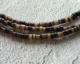 Pen Shell Shades of Brown Heishi Necklace, Hand Cut Shell Heishi / Heshe Long Necklace, Summer, 3 tailles de Shell Beads