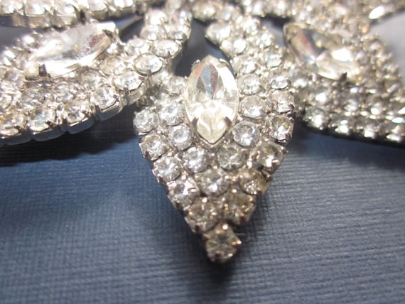 Vintage Crystal Flower Brooch - Crystal Pin, Silv… - image 3
