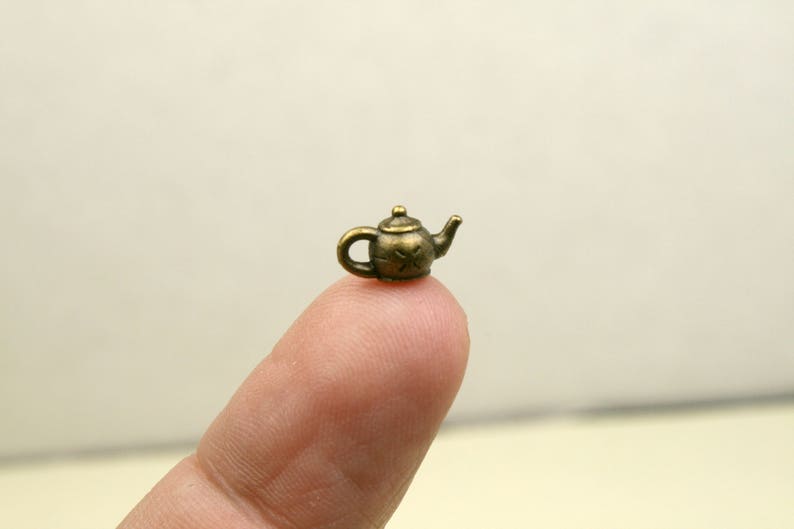 Bulk 50 Teapot Charms 3 Dimensional 10 x 6 mm Bronze Tone US Seller bz416