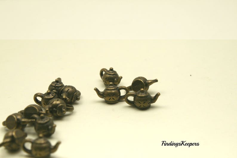 Bulk 50 Teapot Charms 3 Dimensional 10 x 6 mm Bronze Tone US Seller bz416