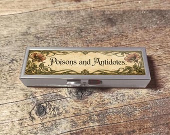Poisons and antidotes C Pill Box Case Weekly Pill Organizer Pill Organizer 7 Day, Pill Holder, Travel Size