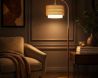 Lámpara de pie de estilo moderno de mediados de siglo, lámpara de pie con pantalla de ratán, lámpara de pie de arco de latón, iluminación ambiental cálida y acogedora, decoración para sala de estar y dormitorio.