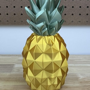 Geometric Pineapple Modern Decor | Low Poly Statue Figurine | Tropical Desk or Table Accessory | Shelf Sitter | Unique Housewarming Gift