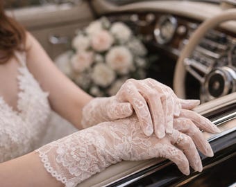 Vintage floral lace bridal gloves, short ivory white wedding gloves