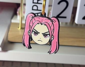 Różowy brelok do kluczy z anime chibi, dodatek do torebki kawaii, wyrazisty urok postaci
