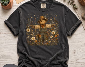 Jolie chemise épouvantail Comfort Colors®, t-shirt d'automne nuit céleste, haut graphique d'automne à fleurs sauvages, chemise d'automne cottagecore, cadeau de haut récolte rétro