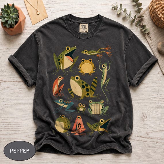 Comfort Colors® Vintage Frog Shirt, Cute Amphibian Tee, Toad Graphic Tshirt, Nature Lover Gift, Retro Pond Wildlife Top, Cottage Apparel