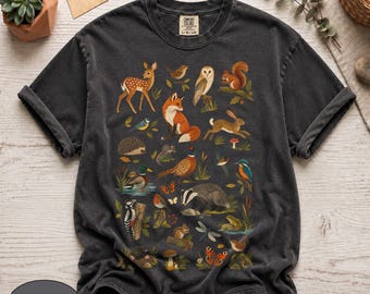 Koszulka Comfort Colors® Vintage Woodland Animals, Moody Cottagecore Botanical Wildlife Graphic Tee, Przytulna leśna estetyka dla miłośników natury