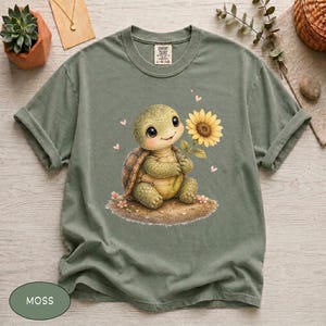 Camiseta Comfort Colors® Baby Turtle, Camiseta Linda Girasol, Top con Gráfico Animal Fantástico, Camiseta Cottagecore Garden Tortoise, Regalo Floral Retro