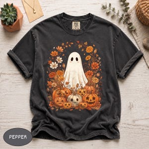 Comfort Colors® Spooky Pumpkin Shirt, Halloween Floral Tee, Cute Spooky Ghost tshirt. Vintage Jack O Lantern Shirt, Cottagecore ghost gift