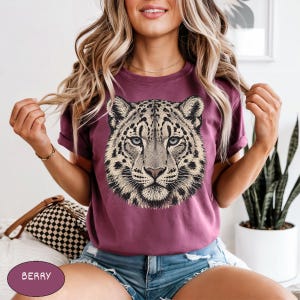 Comfort Colors® Snow Leopard Shirt Vintage Big Cat Tee, Retro Wildcat Graphic Nature Lover Top, Southwest Wildlife Art Animal Graphic Tee image 5
