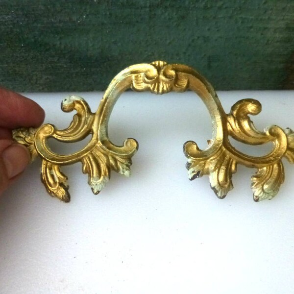 Ornate Drawer Pull,  Cabinet Handle