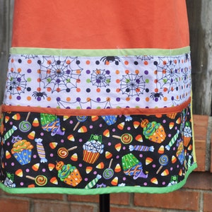 Halloween Apron with a place for everything image 3