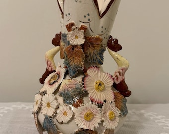 Jarrón de mayólica antiguo