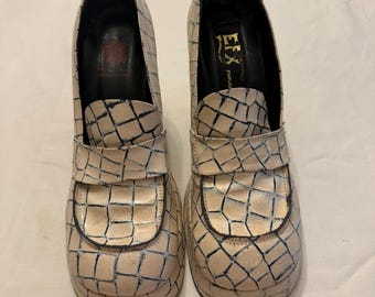 Vintage Italian Platform Loafer heels with crocodile print, women’s size 9.5, EU 41