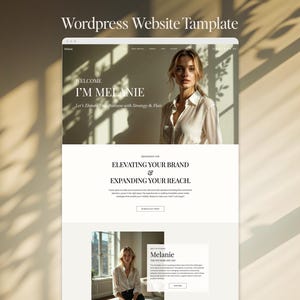 K&ouml;nnte beinhalten: Eine Website-Vorlage, die auf einem Computerbildschirm angezeigt wird, mit einer Frau in einem wei&szlig;en Hemd. Der Text lautet "WordPress Website Template" und "I'm Melanie". Das Design umfasst Abschnitte f&uuml;r Branding und Reichweitensteigerung.