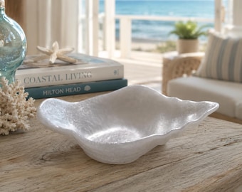 Handmade Resin Shell Candle Bowl • Coastal Beach House Decor • Ocean-Inspired Seashell Candle • Nautical Centerpiece