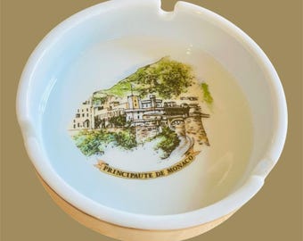 Vintage Ashtray Principaute’ de Monaco White Round Ashtray with Gold Rim
