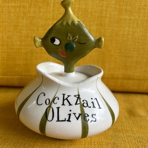 Howard Holt Pixieware “Cocktailoliver” 1958