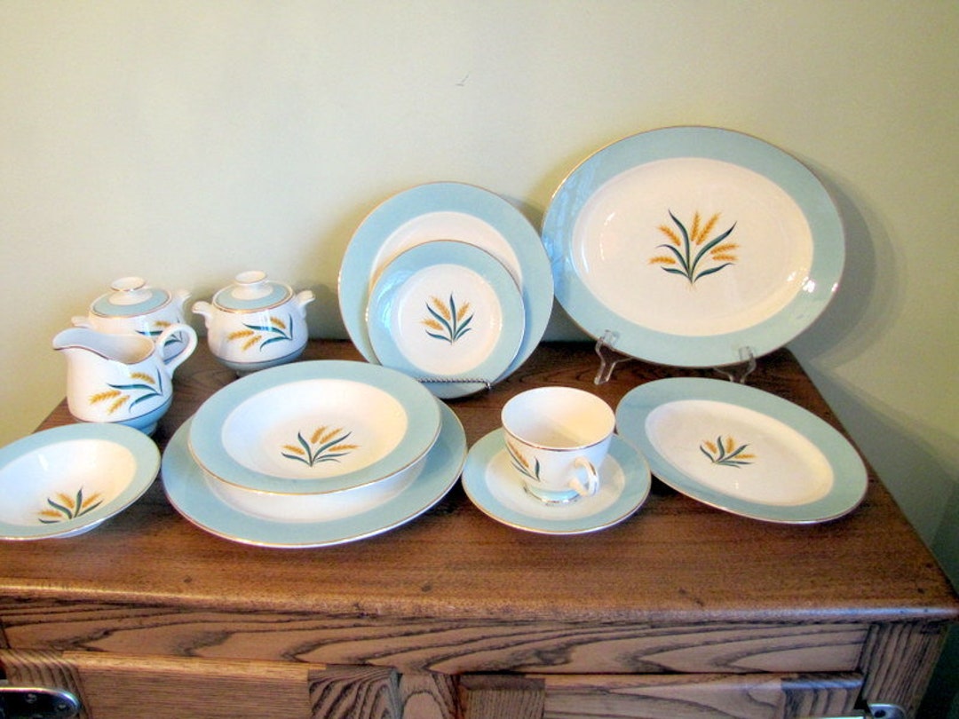 Vintage Viking by International Wheat Pattern Turquoise Large Aqua