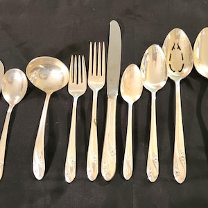 Holmes & Edwards Vintage Flatware Romance Pattern - Etsy