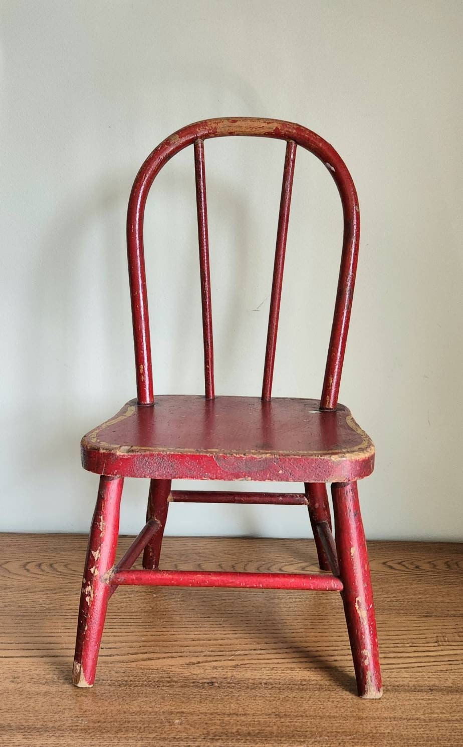 Antique wooden spindle chairs online
