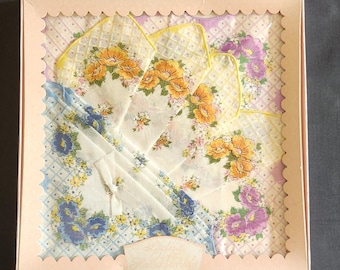 Vintage Hankies Boxed Set of 3 Floral Handkerchiefs with Decorative Box