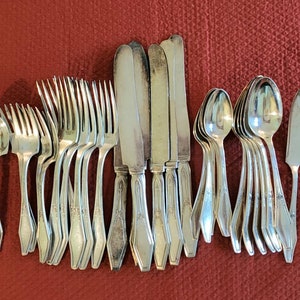 28+ Holmes & Edwards Flatware Patterns