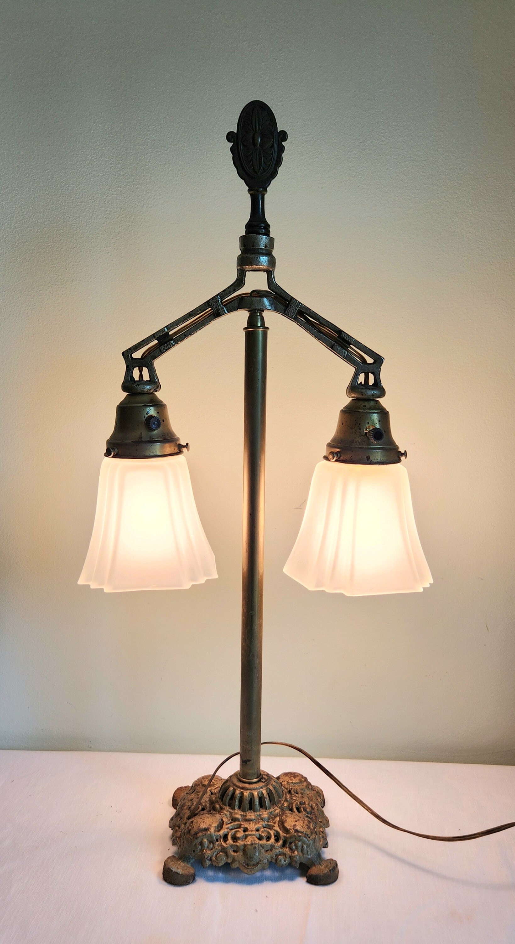 Bridge lamp glass shade deals
