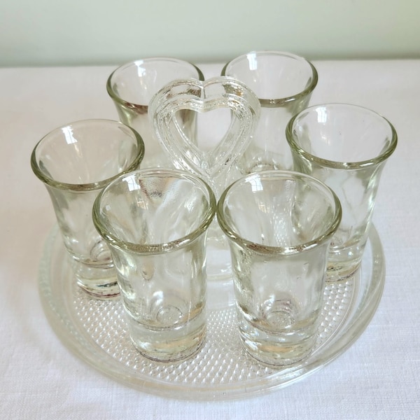 Vintage L.E. Smith Glass Server or Beverage Caddy with 6 shot glasses