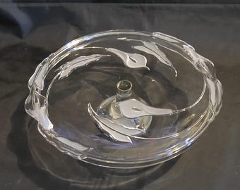 Vintage Mikasa Crystal Flair Frosted Calla Lily Footed Pedestal Cake Plate Stand, Clear Glass, Farmhouse, Cottage, Wedding - Bin 12