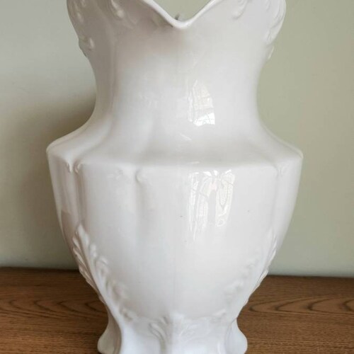 Large Ivory shops White Edwin M. Knowles China Co. Semi Vitreous Water Pitcher