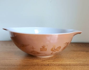 Mid Century Pyrex 444 Brown and Gold Early America 4 Qt Cinderella Mixing Bowl