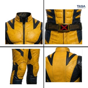 Puede incluir: Un traje de cuero amarillo y azul marino que incluye una chaqueta de cuello alto con cremallera, un cintur&oacute;n con una hebilla en forma de X roja y paneles reforzados en las rodillas. La prenda presenta un acabado texturizado y costuras estructuradas.