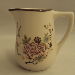Mayer China Floral Restaurant Ware Individual Creamer Cream Pitcher