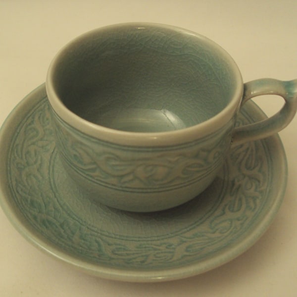 Set of 4 Vintage Celadon Green Tea Cups and Saucers Crackle Finish Glaze