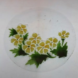 HTF Early Peggy Karr Fused Glass Art Plate Yellow Buttercup Flowers 7 3/4"