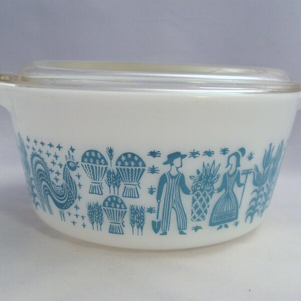 Corning Glass Pyrex Turquoise Butterprint Rooster Covered Casserole Dish 1 1/2 Quart