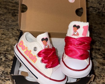 Benutzerdefinierte Sneakers || Benutzerdefinierte Geburtstag Kostüm || Kinder Turnbeutel || Personalisierte Geburtstagsschuhe || Kinder Geburtstagskleid || Low Top Custom Denim